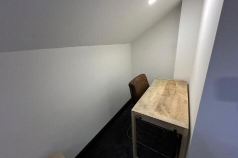 Room 4..jpg