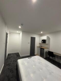 WhatsApp Image 2025-11-19 at 11.05.05_ec3a25fb.jpg