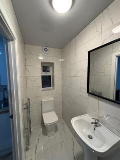 WhatsApp Image 2025-11-19 at 11.05.11_96daf3de.jpg