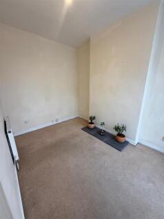 WhatsApp Image 2025-10-17 at 11.34.15_05484043.jpg