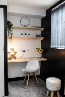 46 Dean St LR-19.jpg