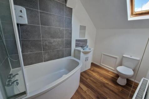 WhatsApp Image 2025-11-05 at 10.20.39_cee48b61.jpg