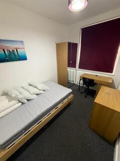 WhatsApp Image 2025-11-19 at 14.29.41_d735bb10.jpg