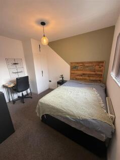 WhatsApp Image 2025-11-19 at 14.29.37_d567979a.jpg