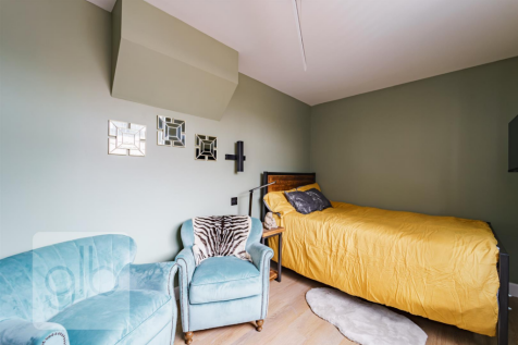 Untitled design - 2023-06-17T100441.698.png