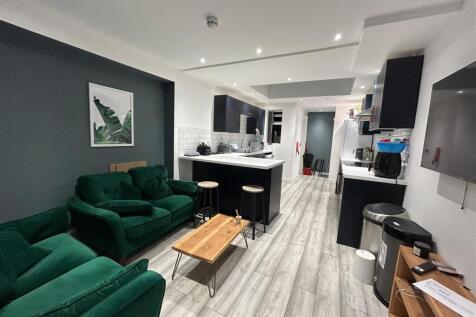 WhatsApp Image 2024-12-10 at 10.53.54_47509e62.jpg