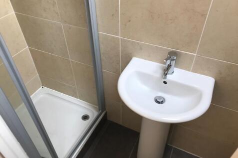 En-suite (Main)