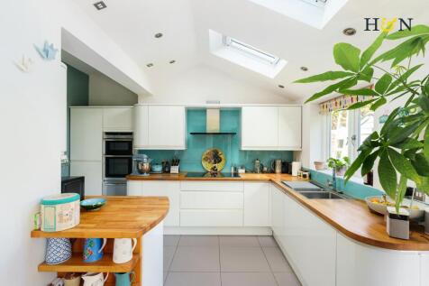 Property Image 6