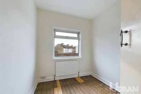 CAM03038G0-PR0106-STILL009.jpg