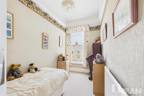 CAM03038G0-PR0172-STILL030.jpg