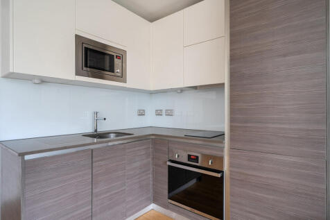 1382758-2-691c5a9...