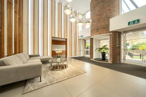 1382758-14-691c5b...