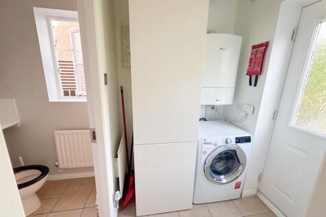 ds utility &amp; toilet.jpg
