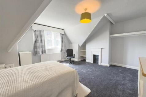 ROOM  2 PIC.jpg