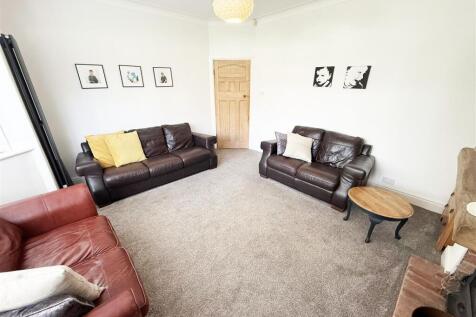 Sitting Room (2).jpg