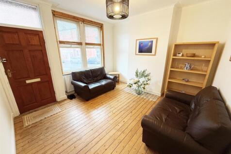 Monk Bridge Sitting Room.jpg