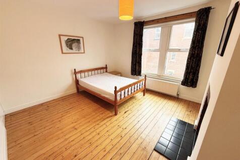 Monk Bridge Street Principal Bedroom 1