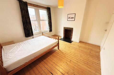 Monk Bridge Street Principal Bedroom 3