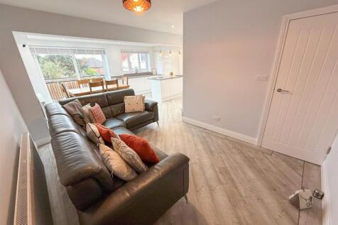 Open Plan Kitchen Diner Snug