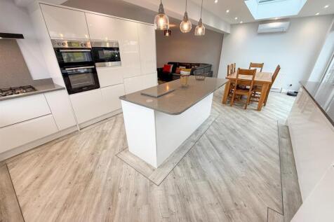 Open Plan Kitchen Diner
