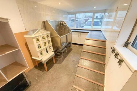 Animal Grooming Parlour