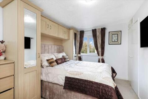 Bedroom Two (1)