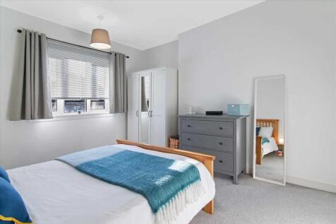 Bedroom One (3)