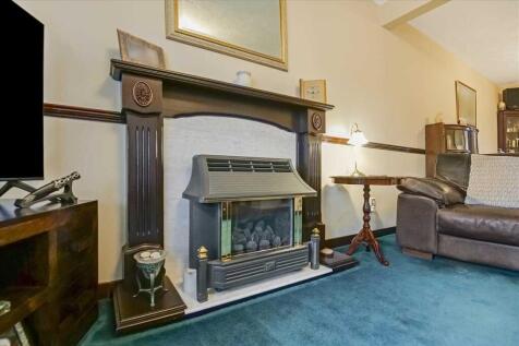 Lounge Area (2)