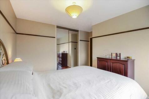 Bedroom One (2)