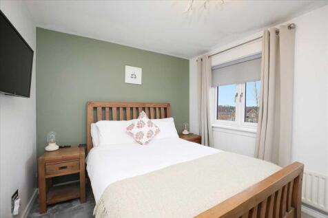 Bedroom One (1)