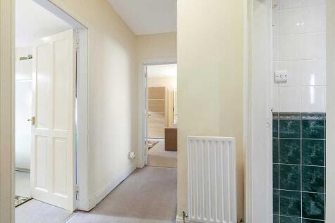 Entrance Hallway (1)