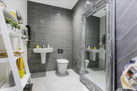 Lower Level WC