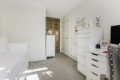 Bedroom Two (2)