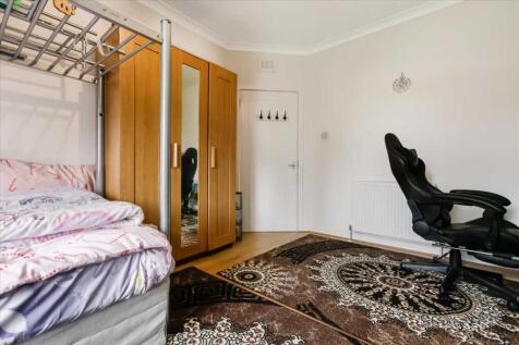 Bedroom One (2)