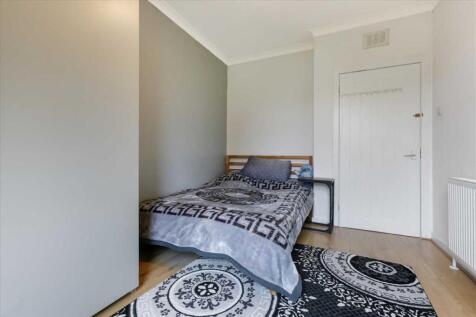 Bedroom Two (2)