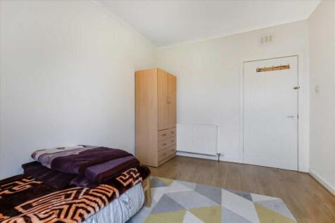 Bedroom Three (2)