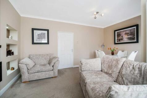 Living Area (2)