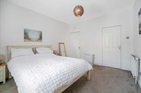 Bedroom One (2)
