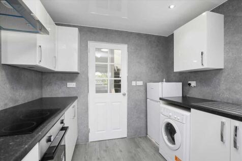 Kitchen (2)