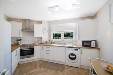 Kitchen Dining (1)
