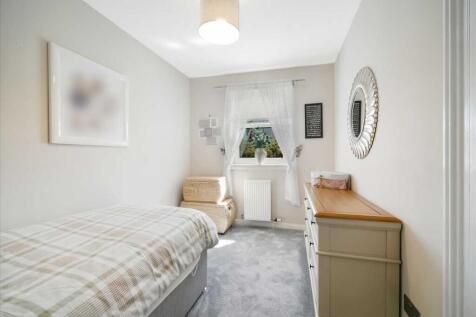 Bedroom Two (1)