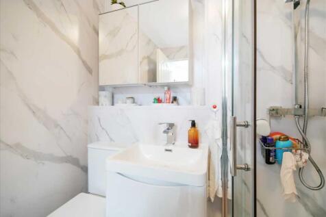 Shower Room (2)