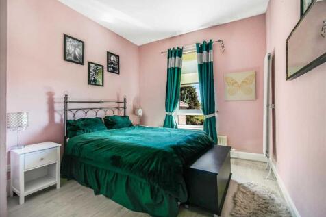 Bedroom Three (1)
