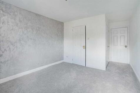 Bedroom Two (2)
