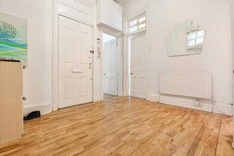 Entrance Hallway (1)