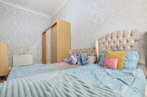 Bedroom Two (2)