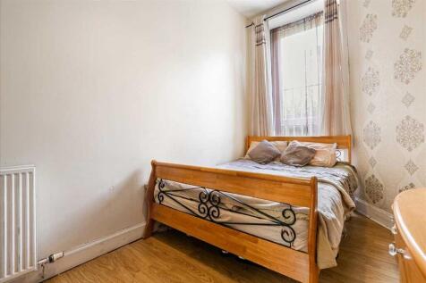 Bedroom Three (2)