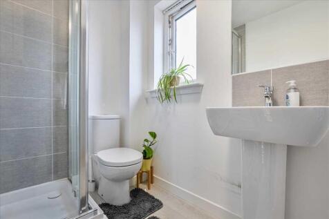 En-Suite (2)