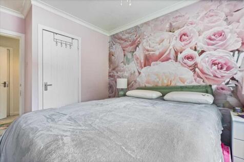 Bedroom One (2)