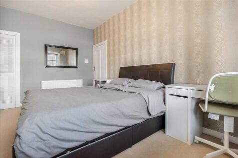 Bedroom One (2)